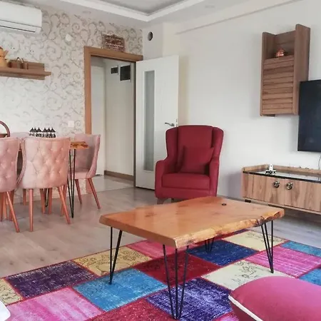 アパート Magnifique Au Centre D'antalya